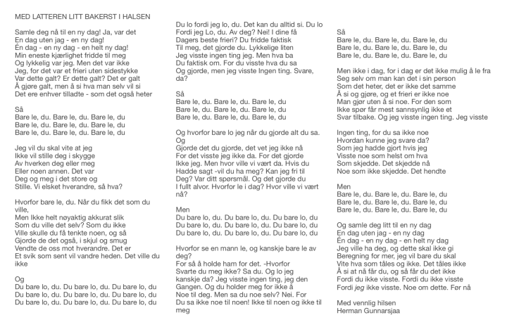 MED LATTEREN LITT BAKERST I HALSEN